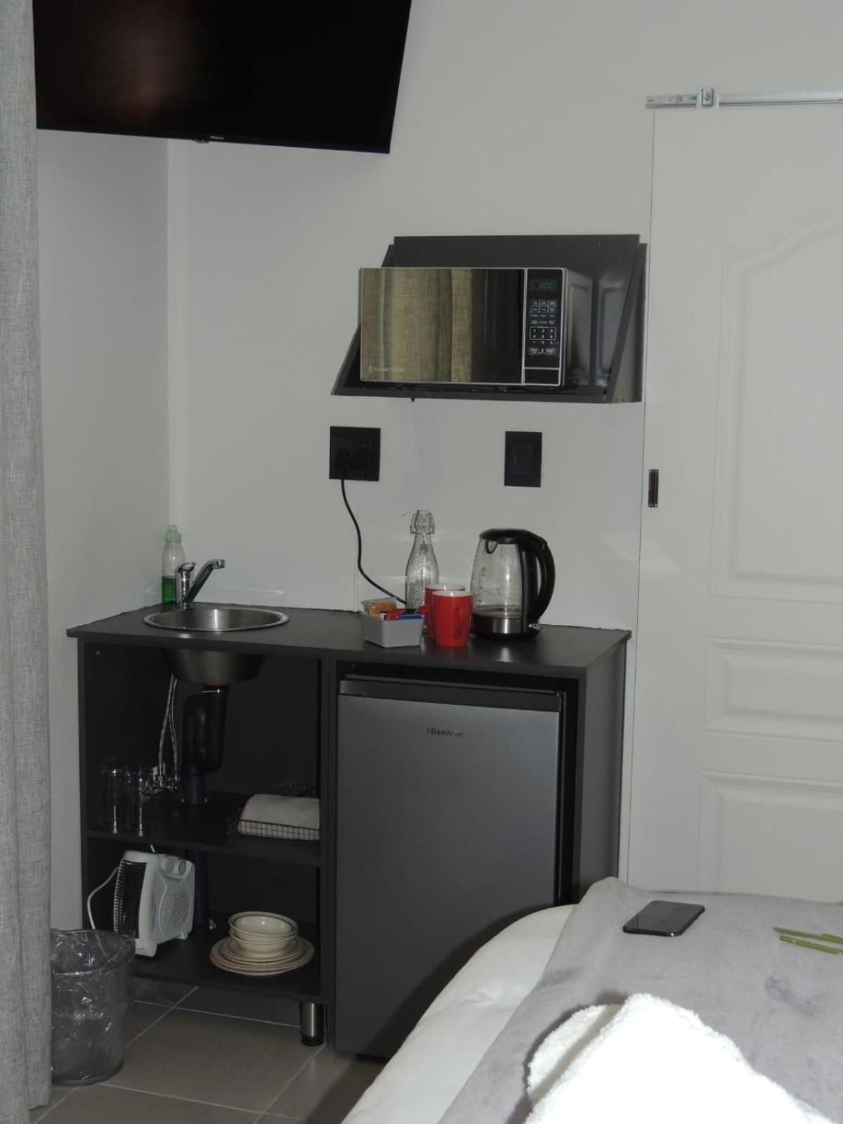 The Lantern Guesthouse บลูมฟอนเทน ภายนอก รูปภาพ